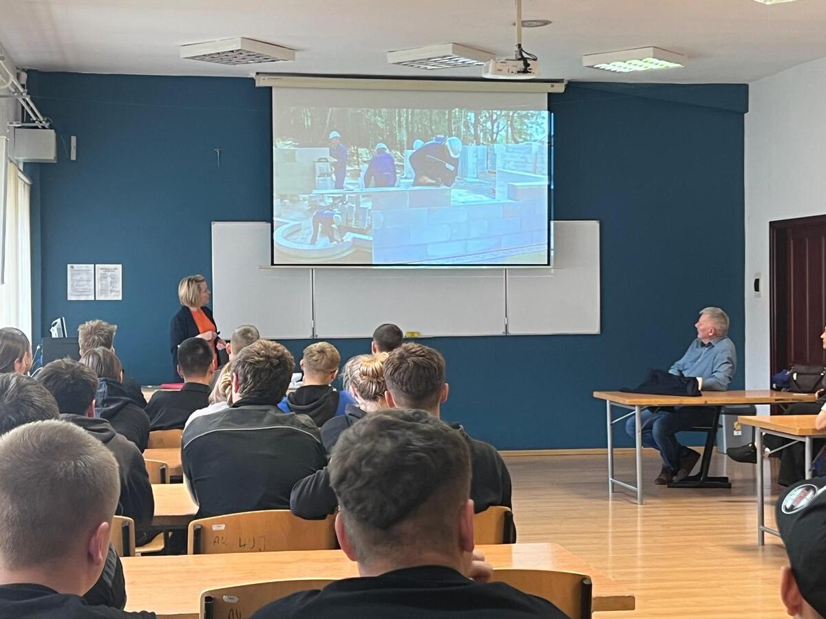 Mszana Dolna- Szkoła Budowania SOLBET